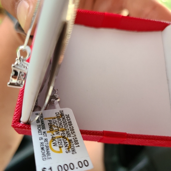 Brand new Fine women's jewelry necklaces - Picture 7 of 7